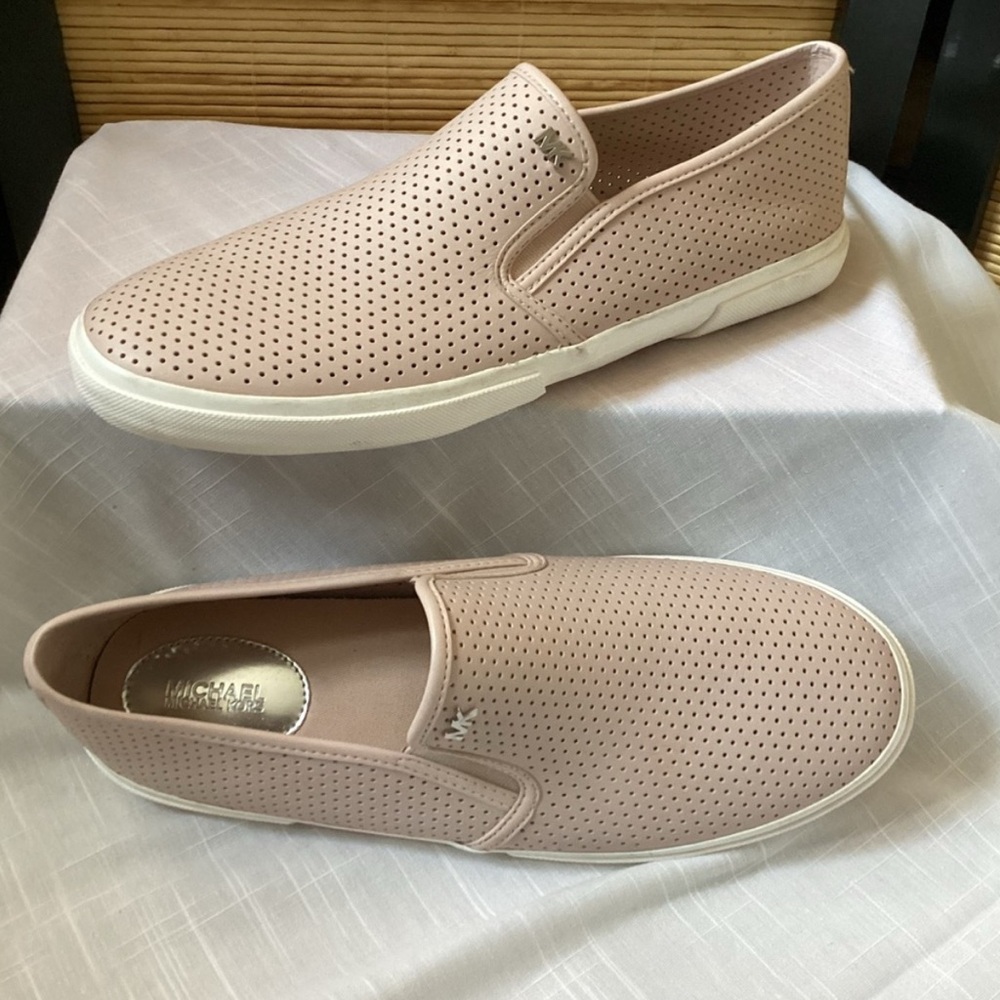 ⚜️ MICHAEL KORS Sz 10 Keaton leather slip on shoes sneakers loafers EUC